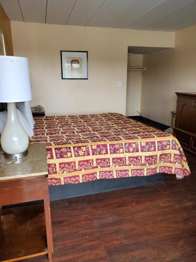 Budget Inn Of Bay City Extérieur photo