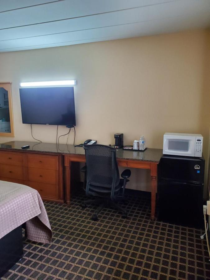 Budget Inn Of Bay City Extérieur photo