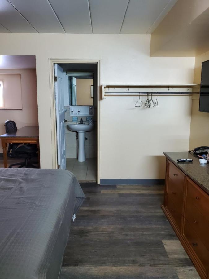 Budget Inn Of Bay City Extérieur photo